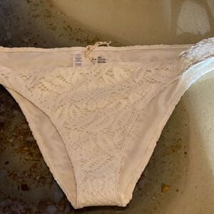 👍🥳 NWOT AERIE 'COQUINE' LINED LACE BIKINI BOTTOMS (XL